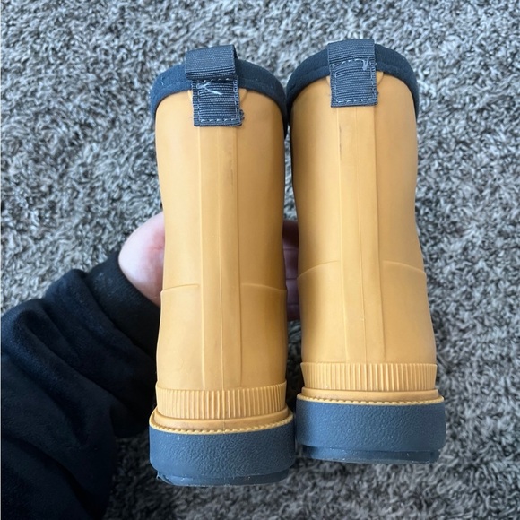 ZARA Lined Wellies Rain Boots Yellow Size 30 or 12 - Picture 8 of 11